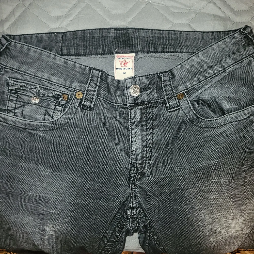 True Religion Men’s Straight Jeans - Distressed Gray Wash